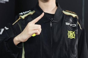 yabo app-出色发挥引发热议！，Doinb在TL比赛中锐不可当气势如虹延续-yabo app