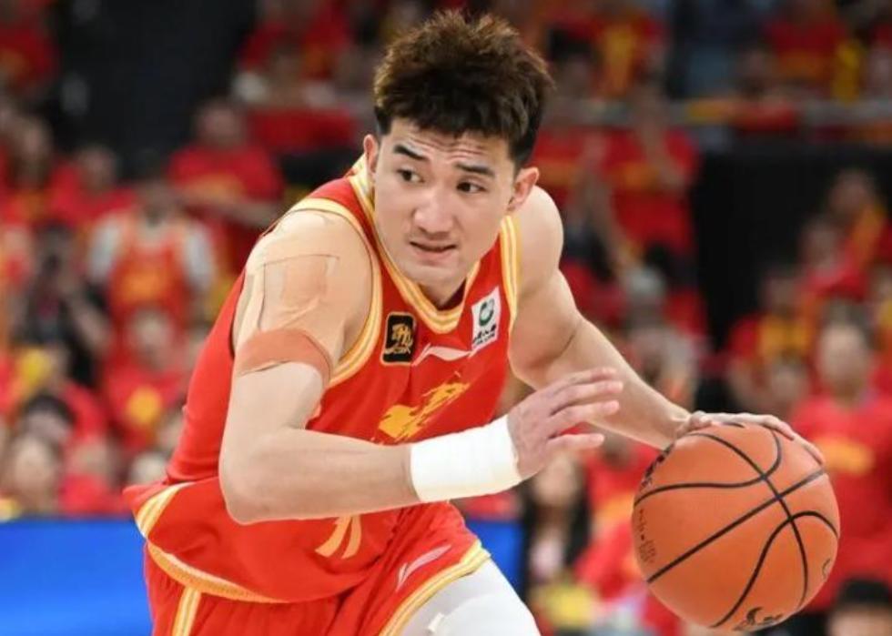 关于赛地聚焦——CBA季后赛今晨热度飙升，广厦男篮强势反弹，球迷炸锅，身体对抗强度拉满的信息